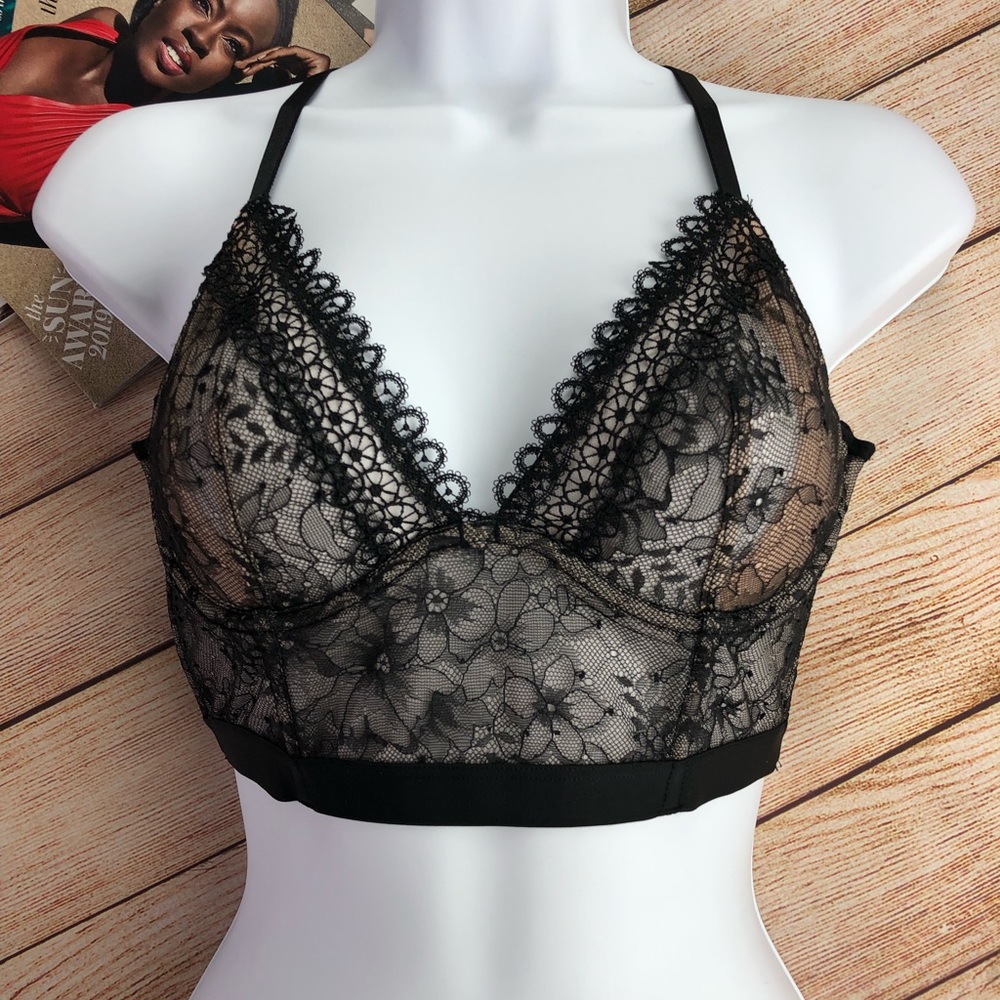 Victoria Secret Very sexi lace  long lined Bra
